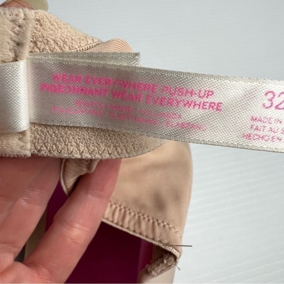 Victorias Secret Pink Wear Everywhere Push Up Bra Tan Womens size 32DD - Picture 7 of 7